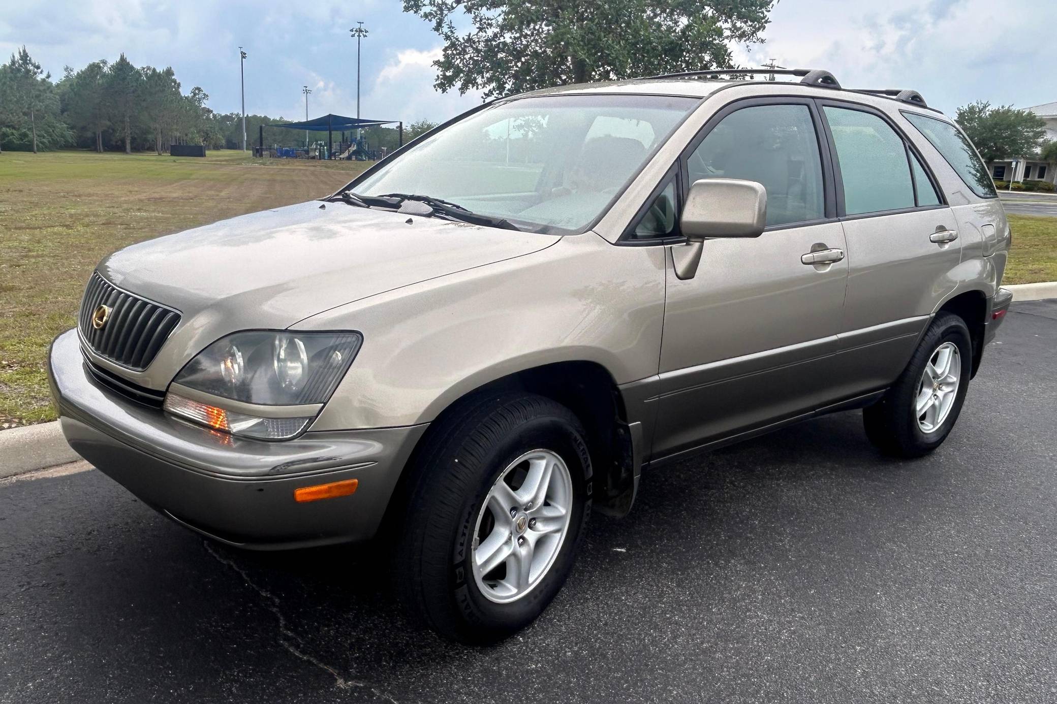 2000 Lexus RX 300